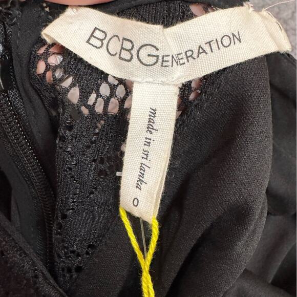 BCBGeneration Women’s Dress Short V Neck Lace Black 0 - Picture 3 of 11